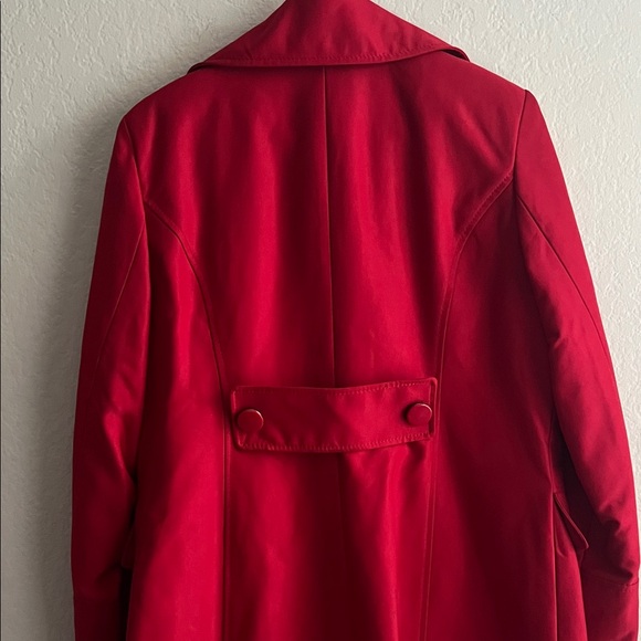 NWT DONATELLA  Vibrant Red Trench Coat Double Breasted Ruffle Hem in Size L - Picture 7 of 16